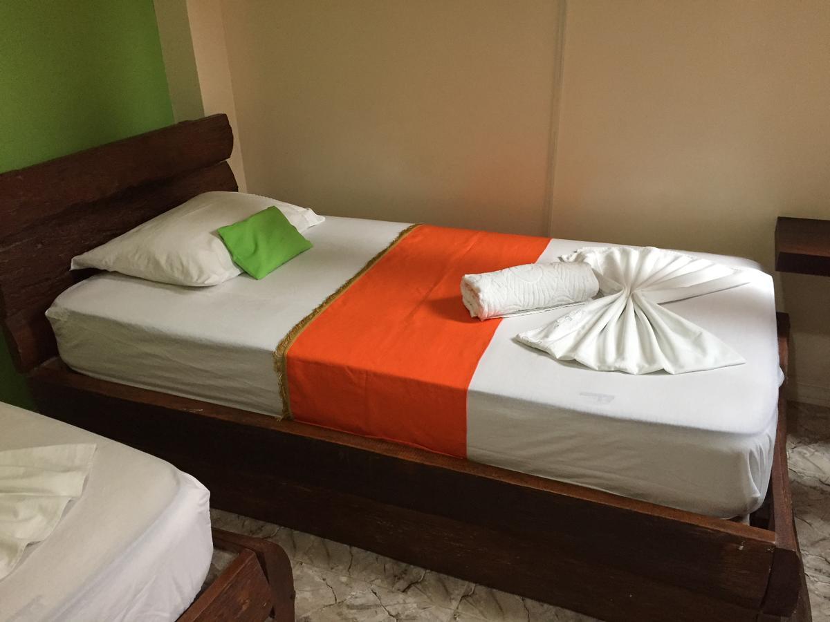 Apartahotel Tierras Amazonicas Leticia Exterior photo